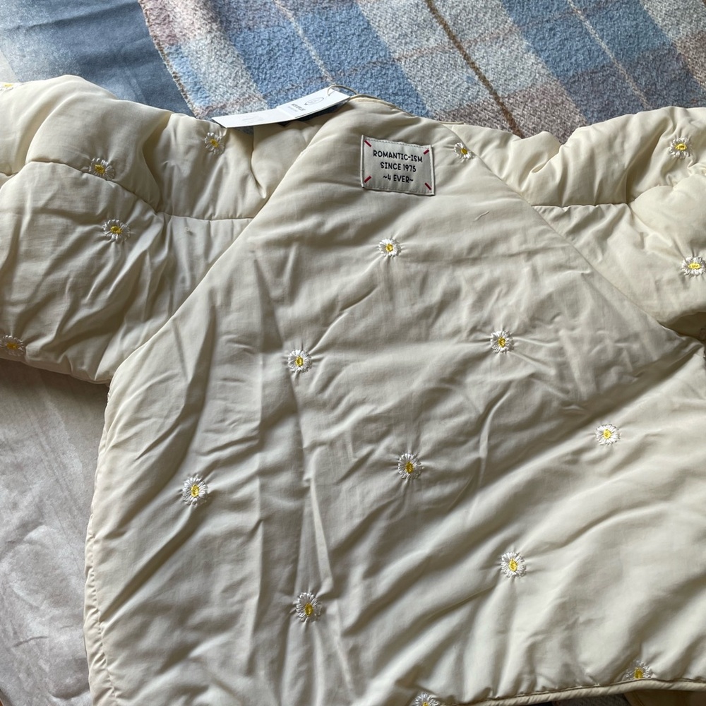 Zara Kids Cream Quilted water repellent Jacket with flowers embroidered - Picture 7 of 8
